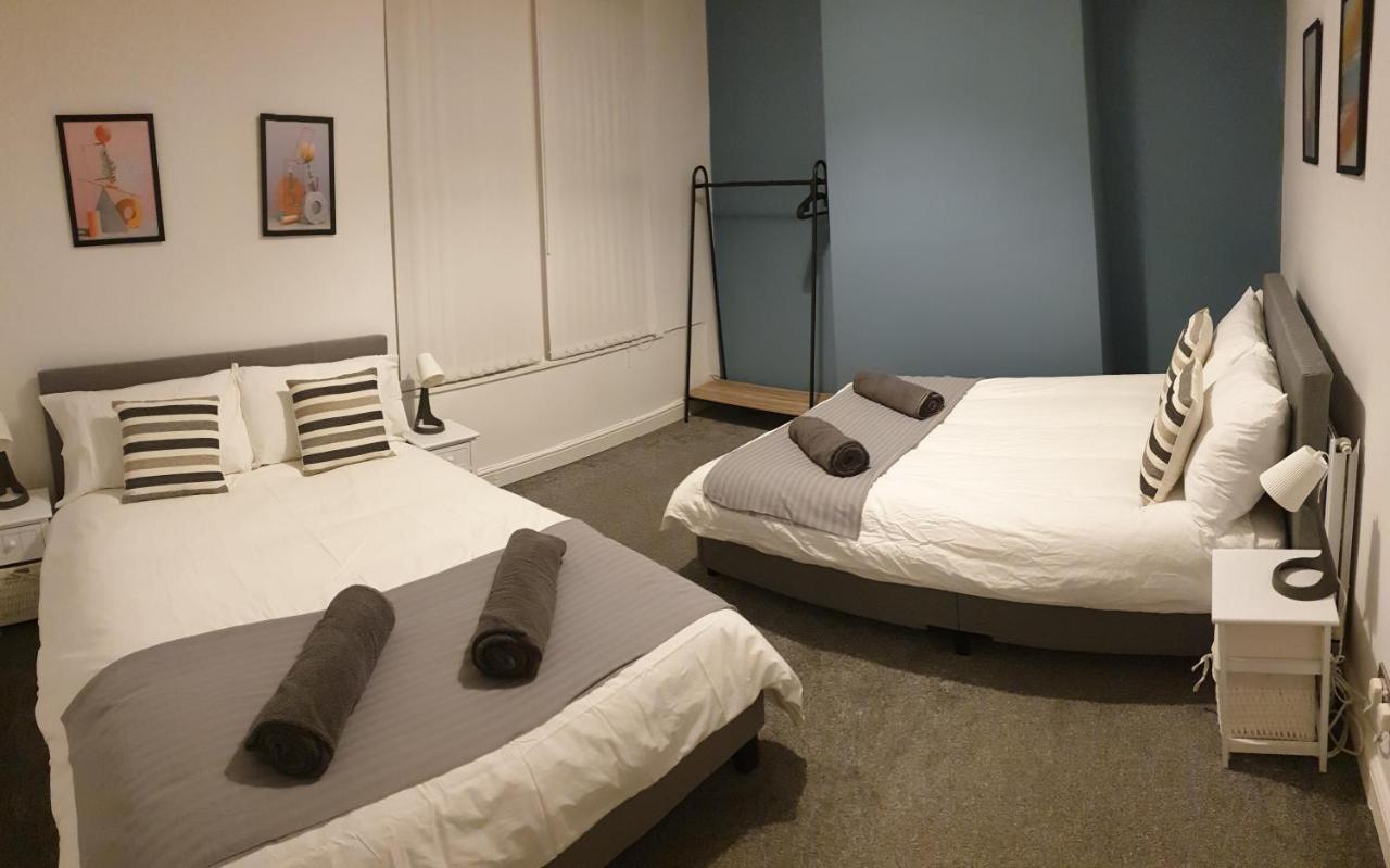 4 Bedrooms, Sleeps 10, Near Lfc & Efc 利物浦 外观 照片